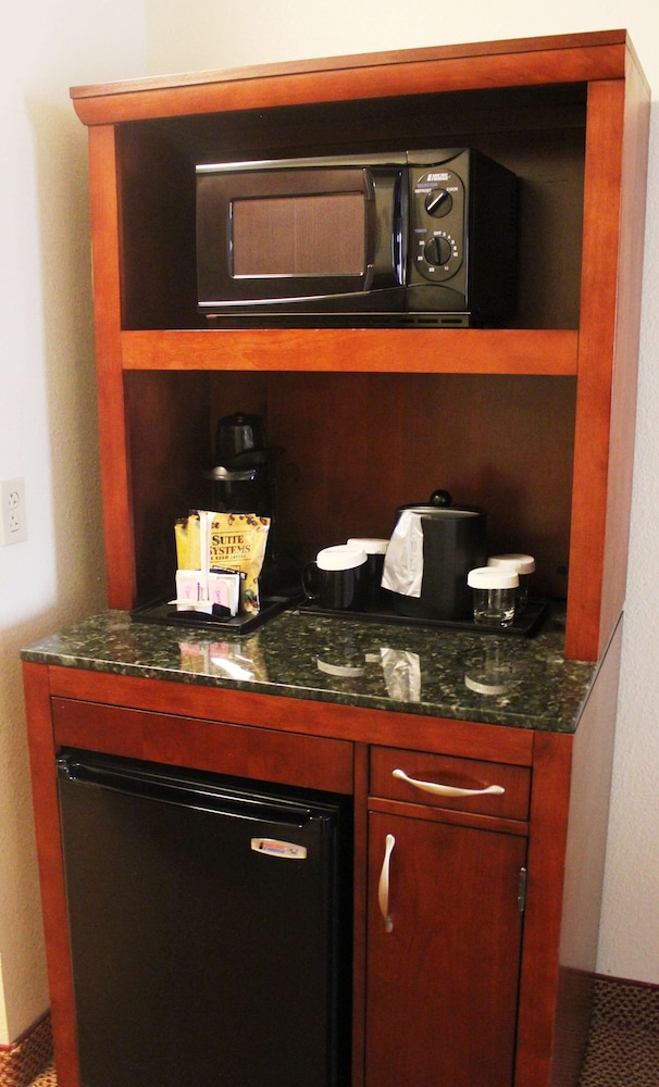 Hilton Garden Inn Starkville - photo 31