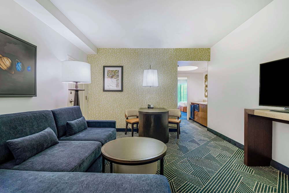 Embassy Suites Houston Downtown - photo 15