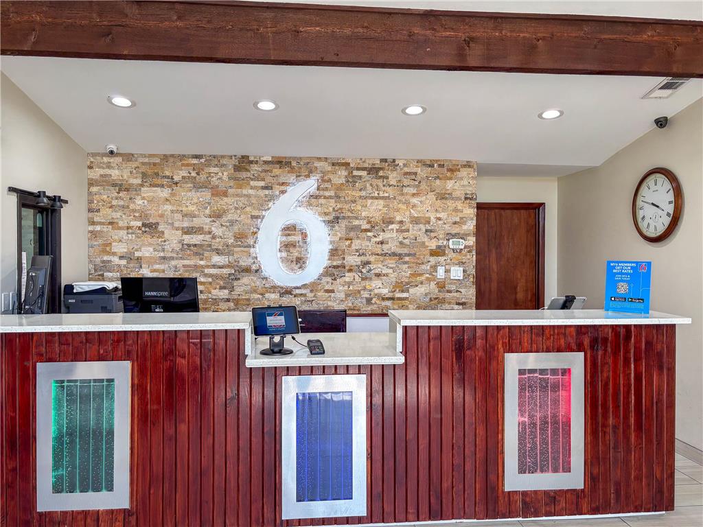 Spanish Trails Inn - photo 16