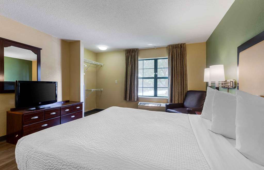 Extended Stay America Select Suites Detroit Novi Haggerty Rd - photo 24