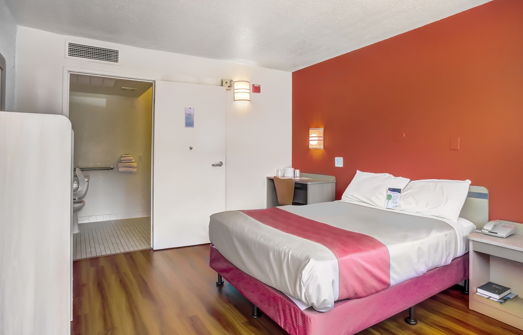 Motel 6 Medford OR - photo 9