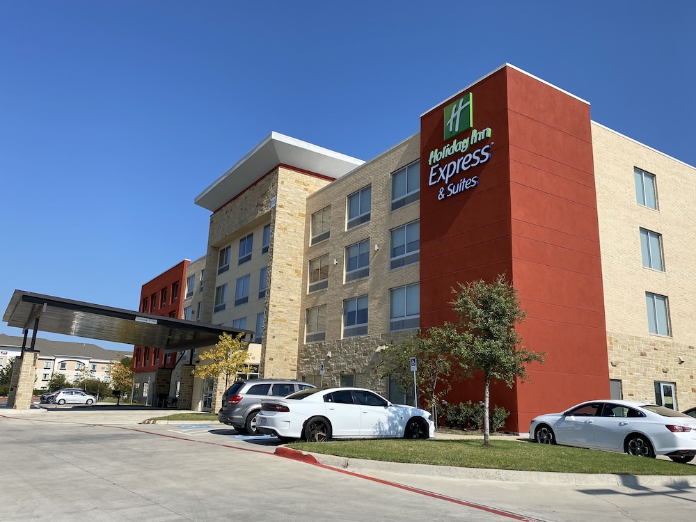 Holiday Inn Express & Suites Forney by IHG - photo 43
