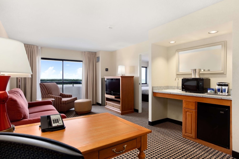 Hilton Chicago Oak Brook Suites - photo 11