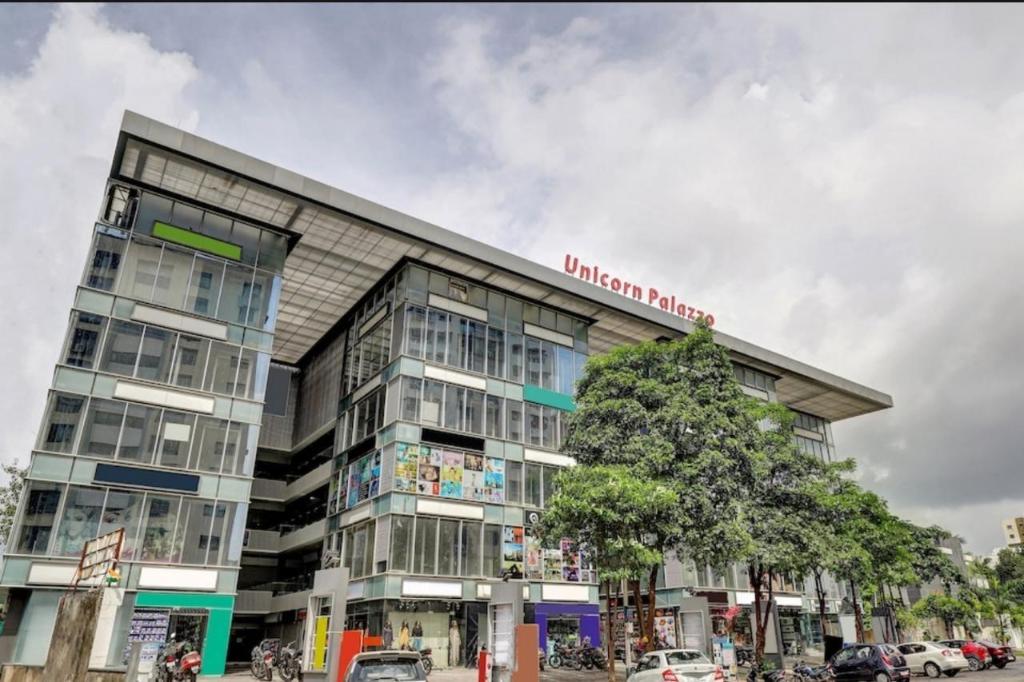 Hotel Unicorn Surat - last minute hotel in Surat