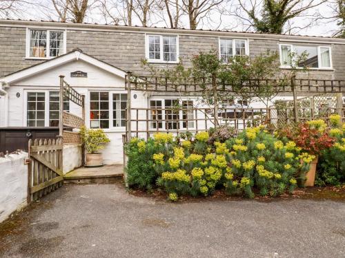 Honeysuckle - carbon neutral hotel in Newquay