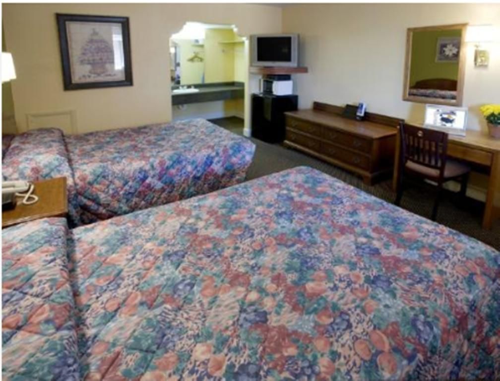 Americas Best Value Inn Huntsville - photo 18