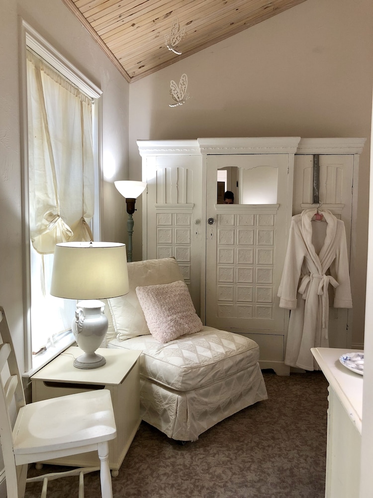 Frederick William House - photo 30