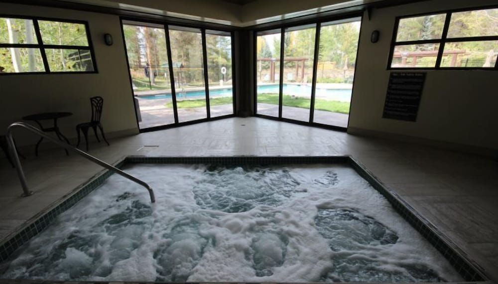 Family friendly 3 Bedroom Vacation Rental in West Keystone Resort Along the Snake River With Pool and Hot Tub - photo 11