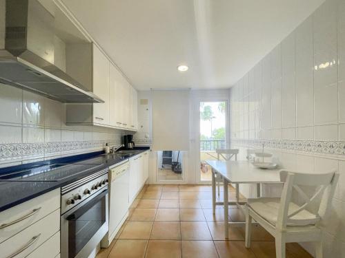 Mary Montana — Altea