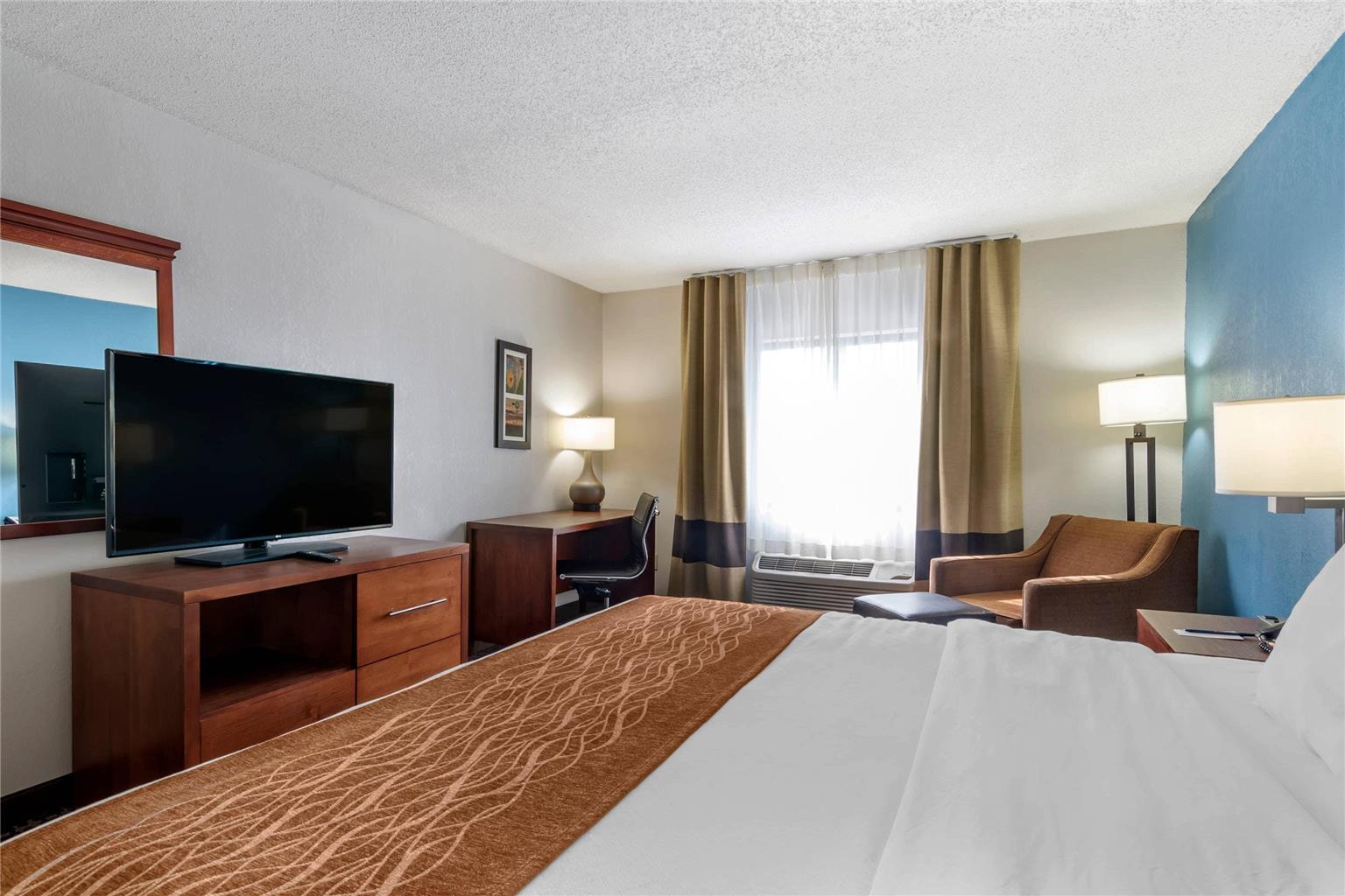 Comfort Inn & Suites Lees Summit Kansas City - photo 12