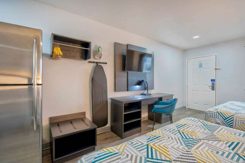 Studio6 Texas City TX - photo 14