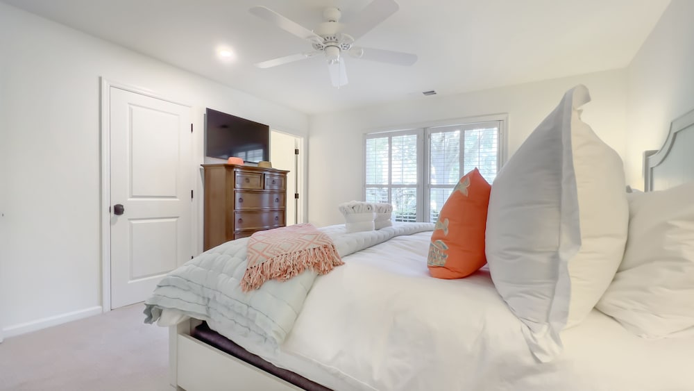 8 North Calibogue Cay Rd at The Sea Pines Resort - photo 6