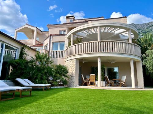 Villa Romana I Omis — 4-Star Luxury Hotel in Omis, Croatia