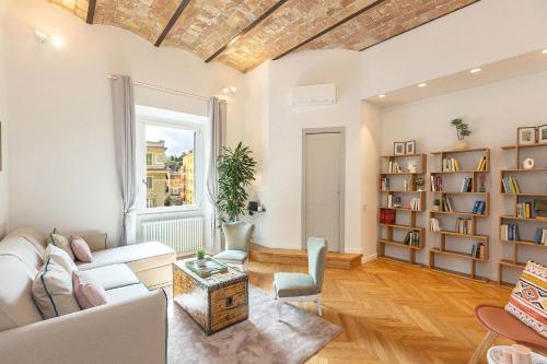 Dandolo Top Floor Trastevere — 4-Star Luxury Hotel in Rome, Italy