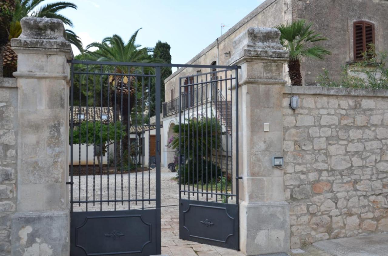 Villa Alchea Locazione Turistica — 4-Star Luxury Hotel in Modica, Italy