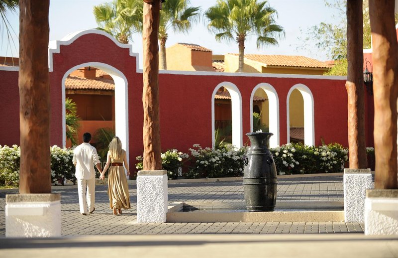 Club Med Ixtapa — 5-Star Luxury Hotel in Ixtapa, Mexico