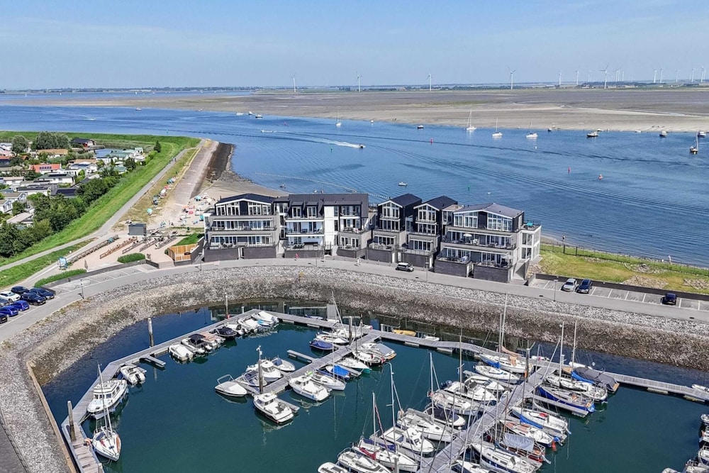 Apartment in Sint Annaland by Oosterschelde — 4-Star Luxury Hotel in Goes, Netherlands