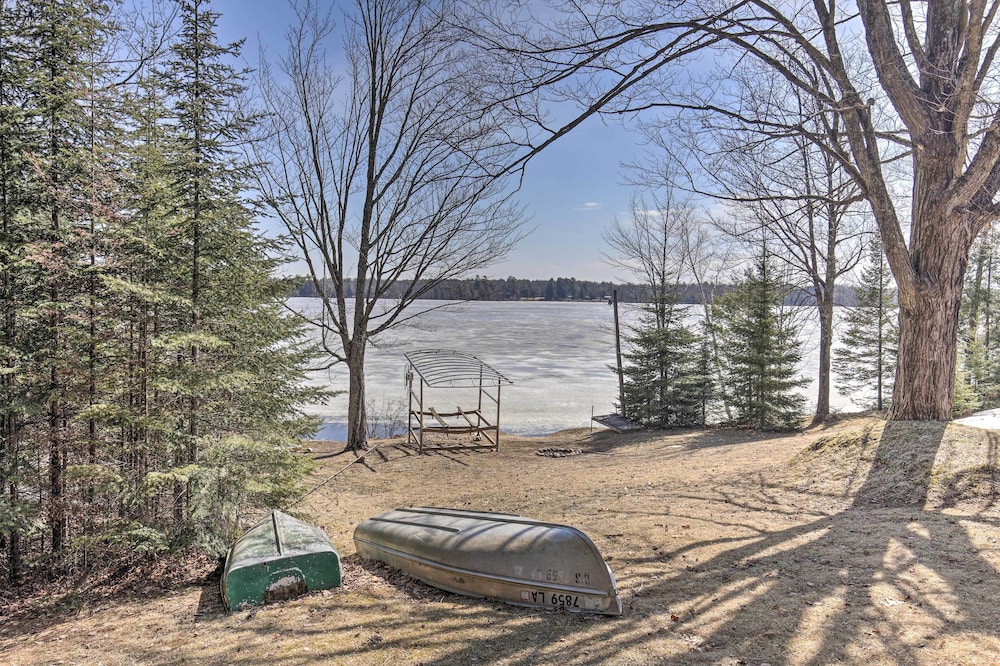 Waterfront Pike Lake Retreat Snowmobile Paradise in Park Falls, United States