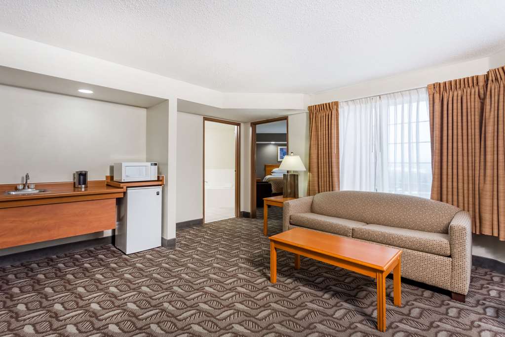 Wyndham Garden Madison Fitchburg - photo 24