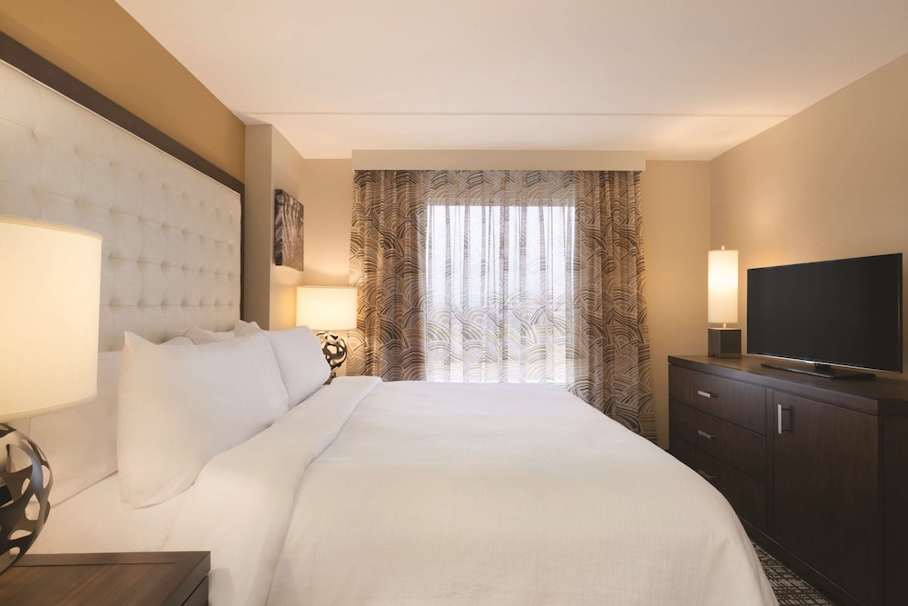Embassy Suites Oklahoma City Downtown Medical Center - photo 11