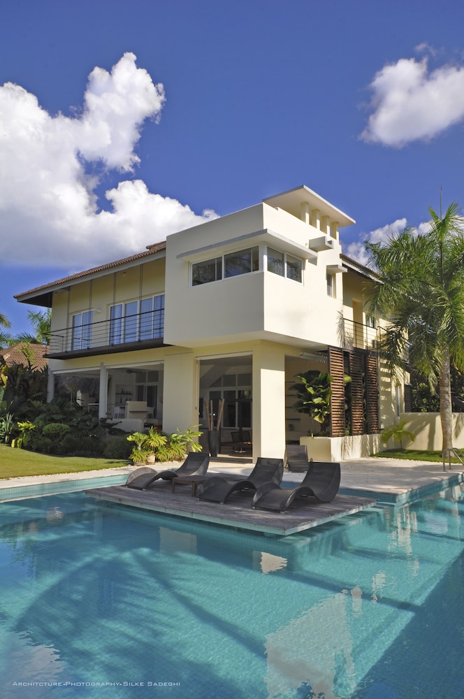 Instyle Residences at Seahorse Ranch Villa 118 — 4-Star Luxury Hotel in Cabarete, Dominican Republic