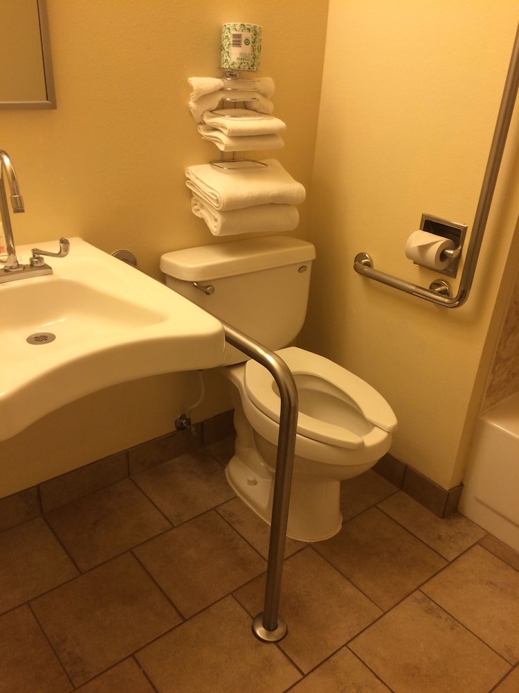 Super 8 by Wyndham Idaho Falls - photo 30