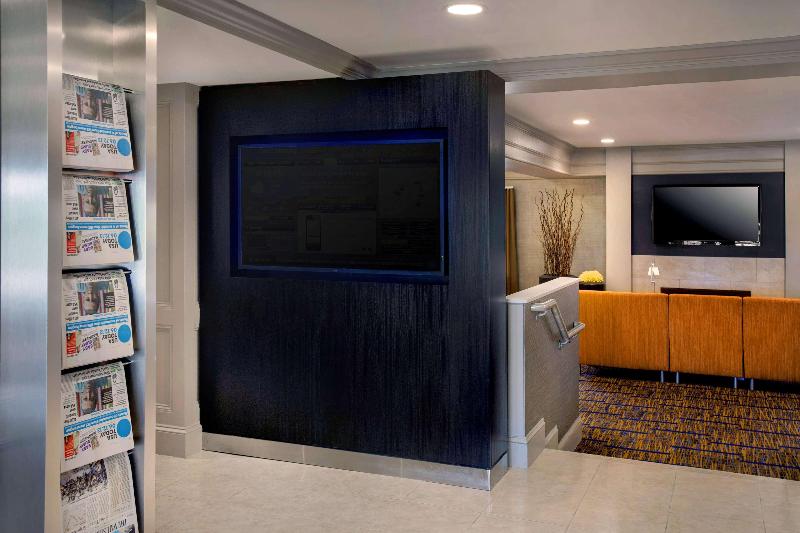 Woburn Inn - photo 31