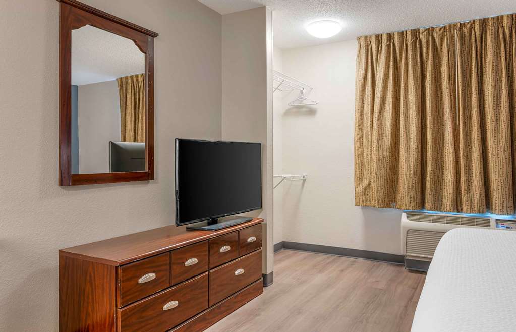 Extended Stay America Suites Fort Wayne South - photo 23