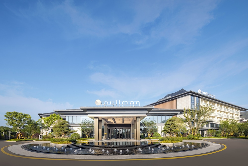 Pullman Taizhou Shenxianju — 5-Star Luxury Hotel in Taizhou, People's Republic of China