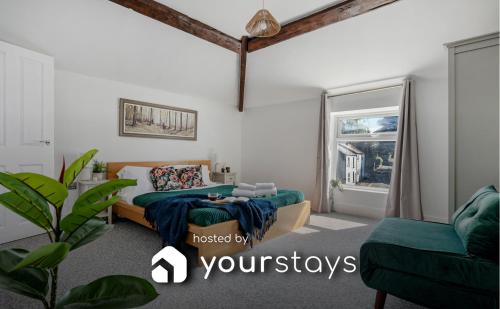 Hulley House by YourStays Superb house near Hurdsfield Business Park perfect for Astrazenica — 4-Star Luxury Hotel in Macclesfield, United Kingdom