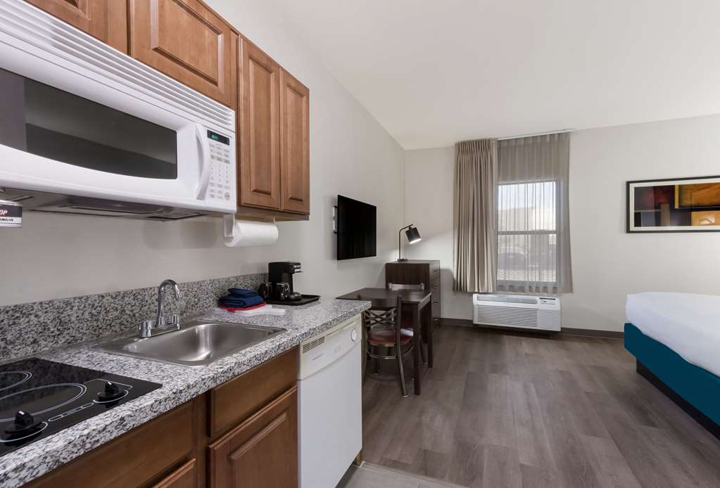 MainStay Suites Extended Stay Hotel Casa Grande - photo 8