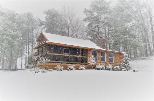 Smoky Mountain Loft Amazing Views Hot Tub 560 FREE tickets each paid day - photo 8