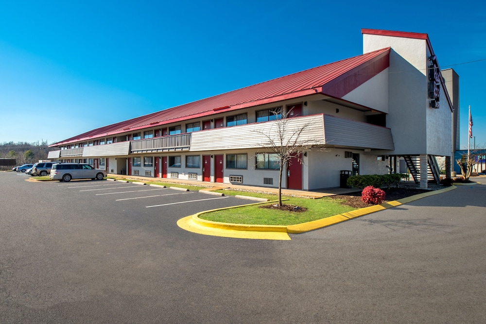 Red Roof Inn Chattanooga Hamilton Place - photo 27