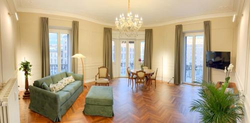 Elegance and Style near St Peter's — 4-Star Luxury Hotel in Rome, Italy