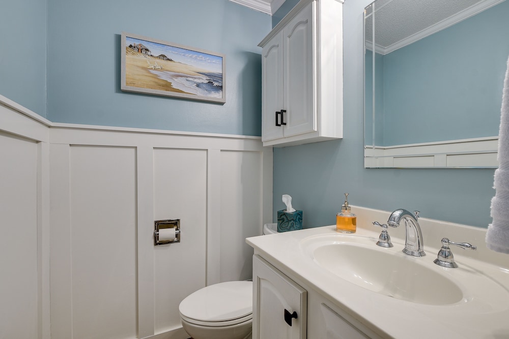 Serene Myrtle Beach Condo w Resort Amenities - photo 11