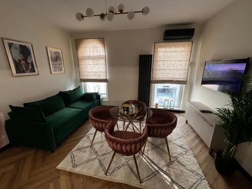 Apartament Starówka Bulvar 12 mieszkanie 11 Garaż gratis — 4-Star Luxury Hotel in Elblag, Poland