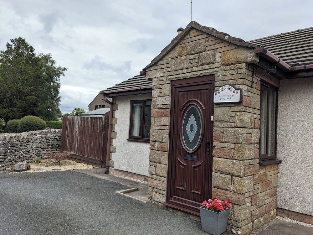 Croft House Cottage — 4-Star Luxury Hotel in Penrith, United Kingdom