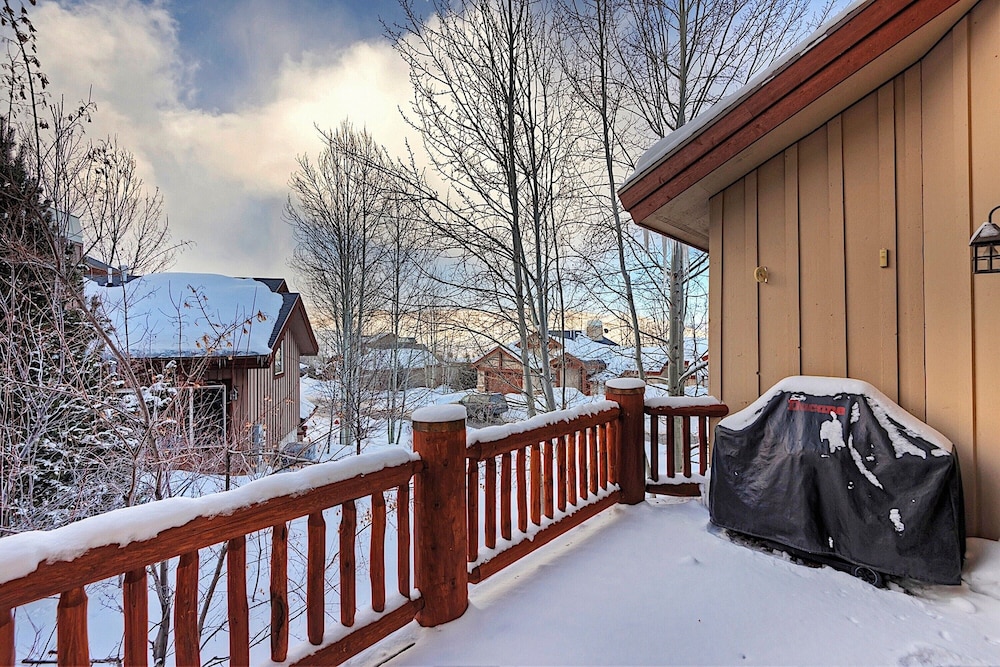 Snowbound Ski Retreat at Cedar Ridge by Casago - photo 8