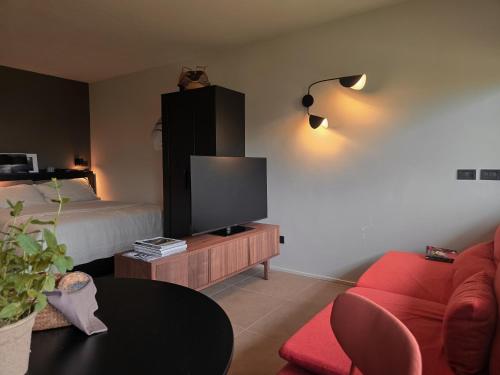 Civicoventisei — 4-Star Luxury Hotel in Calceranica Al Lago, Italy