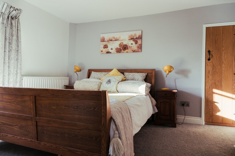 Flints Cottage — 4-Star Luxury Hotel in Richmond, United Kingdom