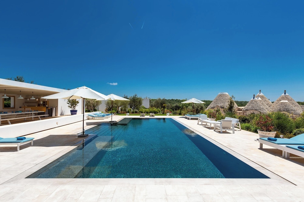 Le Ali Bianche — 4-Star Luxury Hotel in Ostuni, Italy