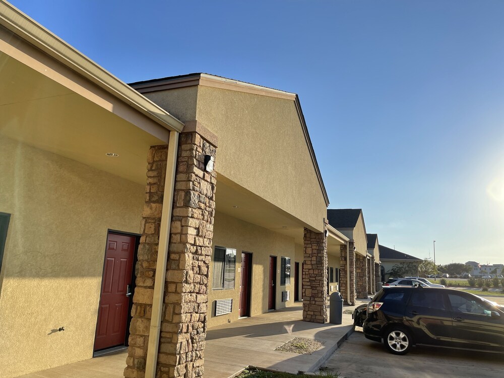 Sunbridge Inn and Suites - photo 65