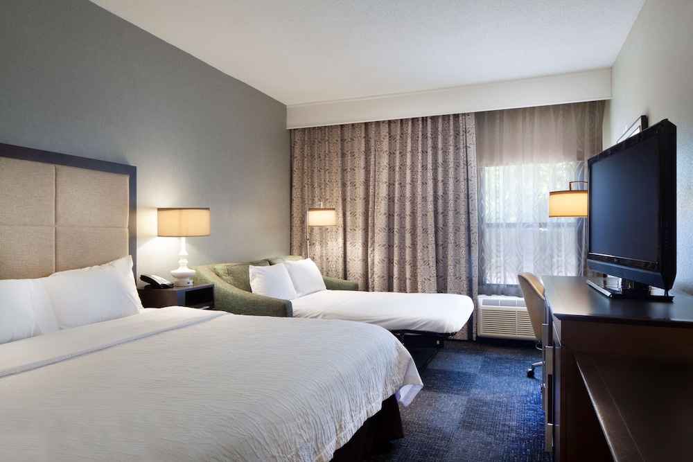 Hampton Inn Lawrenceville - photo 21
