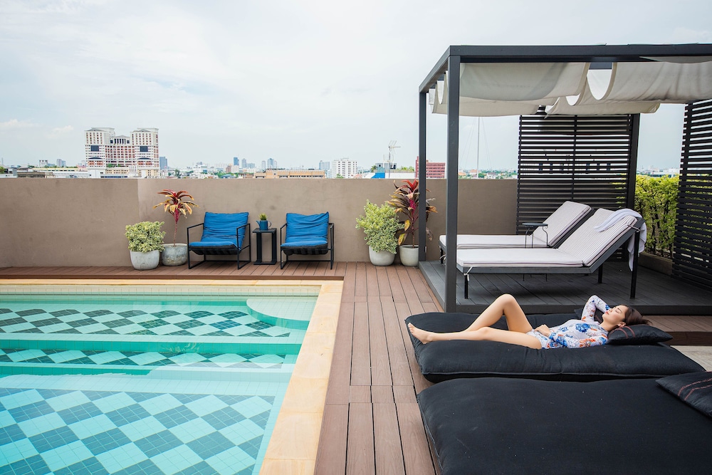 THEA Private Suites by TH District