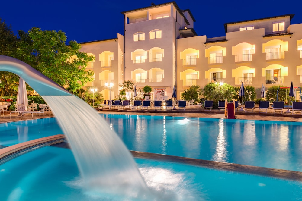 Hotel Sport & Residenza — 4-Star Luxury Hotel in Cesenatico, Italy