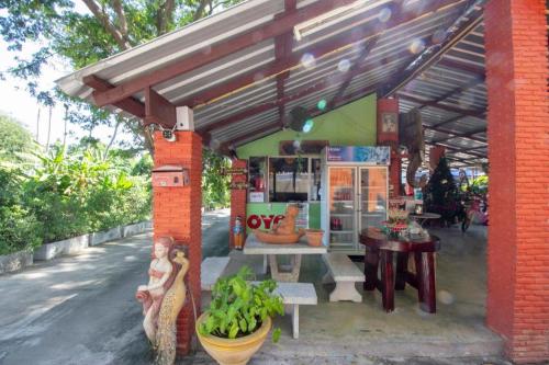 Flight Hut - last minute hotel in Hua Hin