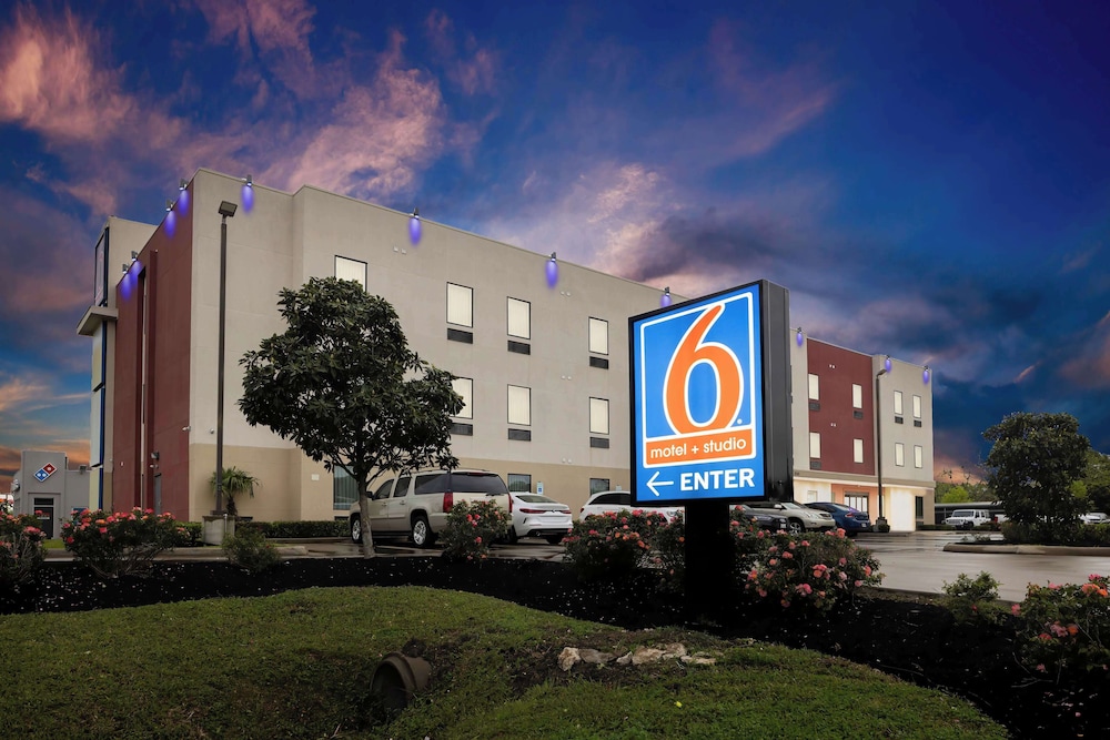 Motel 6 Texas City TX I 45 South - featured photo