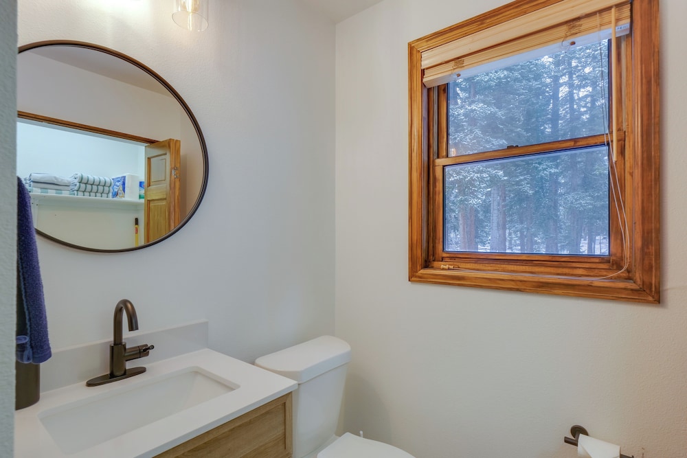 12 Mi to Breckenridge Ski Resort Cabin with Hot Tub - photo 15