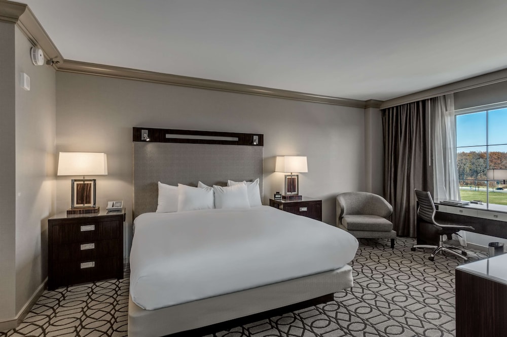 Hilton Columbus at Easton - photo 17
