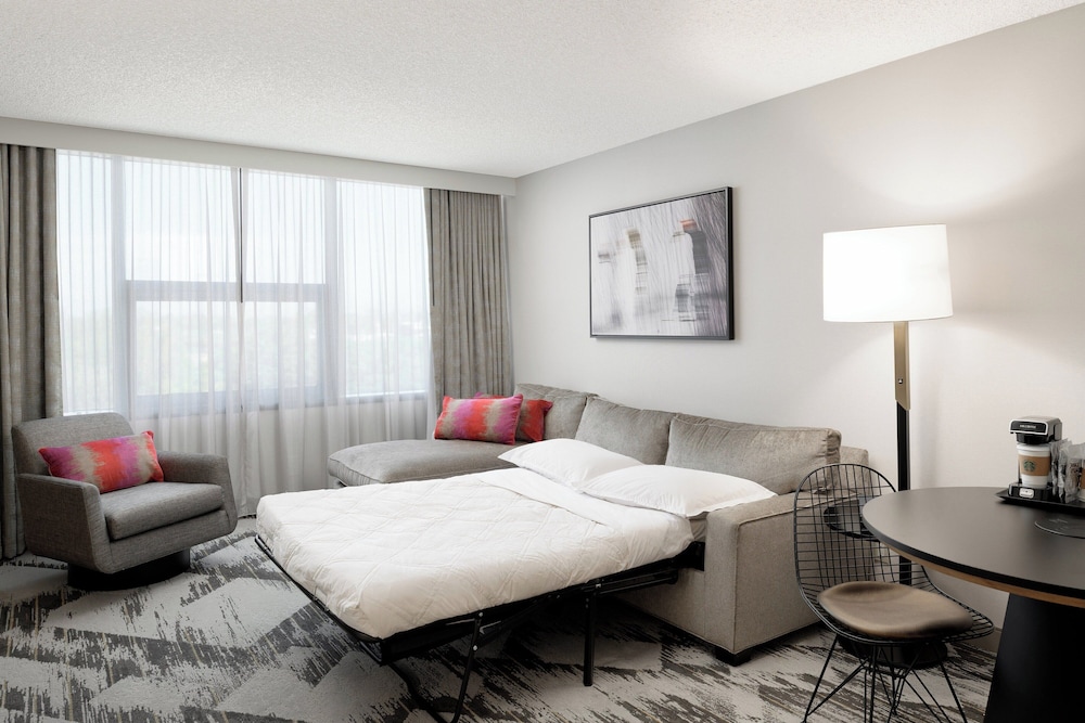 Sheraton Cerritos Hotel - photo 24